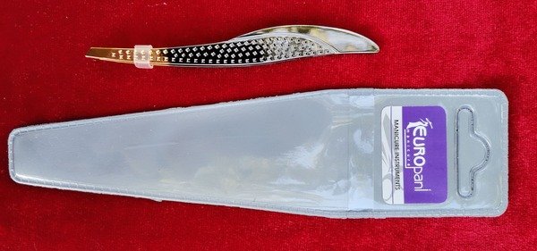 Пинцет для бровей золотой EUROpani TW-45G