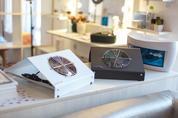 Настольная вытяжка Ülka X2 (40 вт) Белая