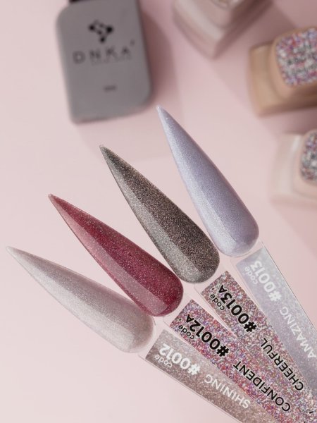 База DNKa Cover Base №0013А (Світловідбиваючий темно-сірий), 12 мл