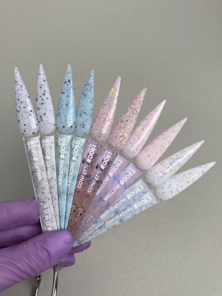 База DNKa Cover Base №0061 (Cветло-розовый с крошкой), 12 мл