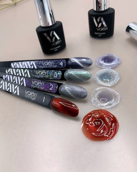 Гель-лак Valeri Cat Eyes №03 (Серебро с зелеными частицами, кошачий глаз), 6 ml