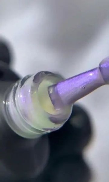 Valeri Top Pearl (Жемчужный с фиолетовым отливом, перламутровый), 6 мл