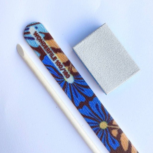 Одноразовий набір Wonderfile (пилка з принтом 100/180, баф 180/240 апельсинова палочка для манікюру)