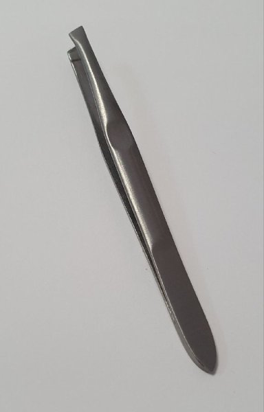 Пинцет для бровей EUROpani TW-03