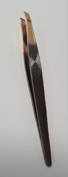 Пинцет для бровей золотой EUROpani TW-29G